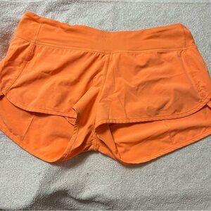 Lululemon Speed Up Low Rise Shorts Size 8